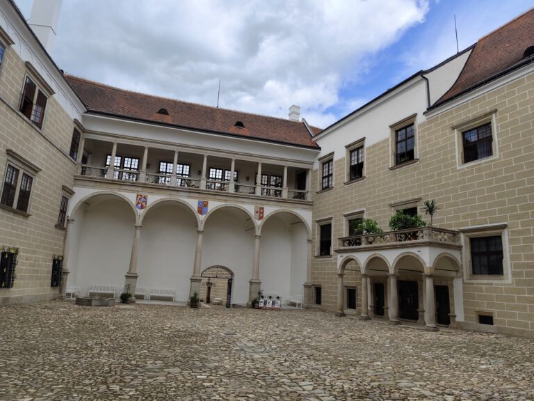 Zámok a podzemie v Telči