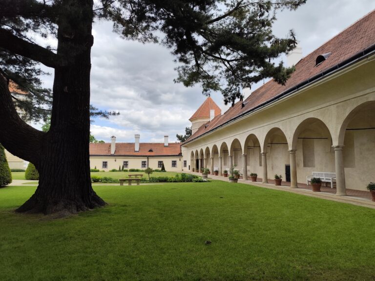 Telč: Zámok, kde sa natáčala Pyšná princezná a ožíva renesancia