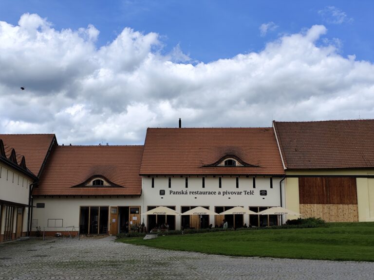 Panský dvor Telč: Glamping na dosah UNESCO pokladu