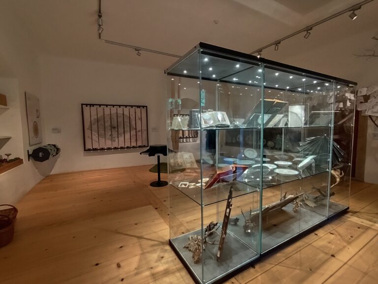 Druhý okruh je koncipovaný bez sprievodcu a je zameraný na rôzne hry pre deti, ale i dospelých.