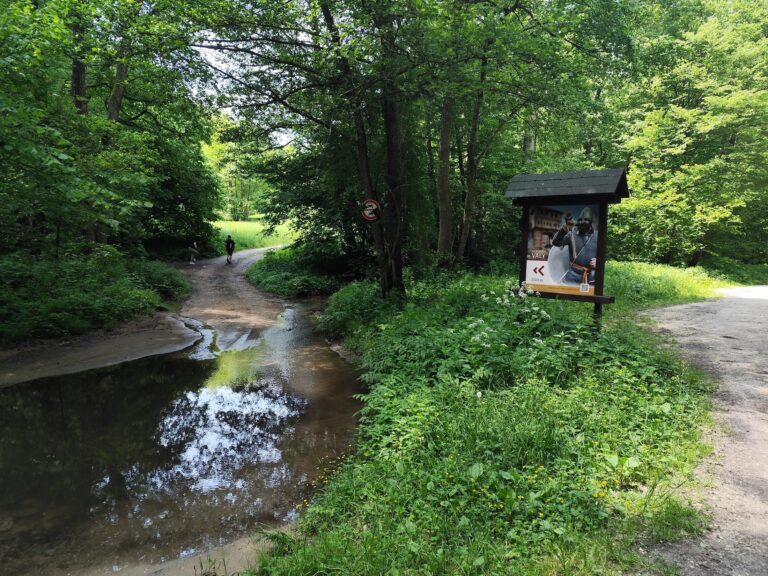 Unikátny projekt Archeoskanzen Bojná, Hradisko Valy a múzeum v obci Bojná