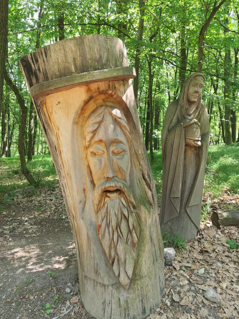 Unikátny projekt Archeoskanzen Bojná, Hradisko Valy a múzeum v obci Bojná