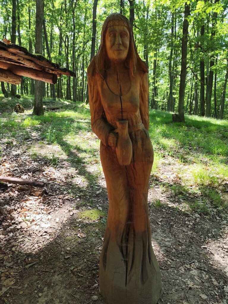 Unikátny projekt Archeoskanzen Bojná, Hradisko Valy a múzeum v obci Bojná