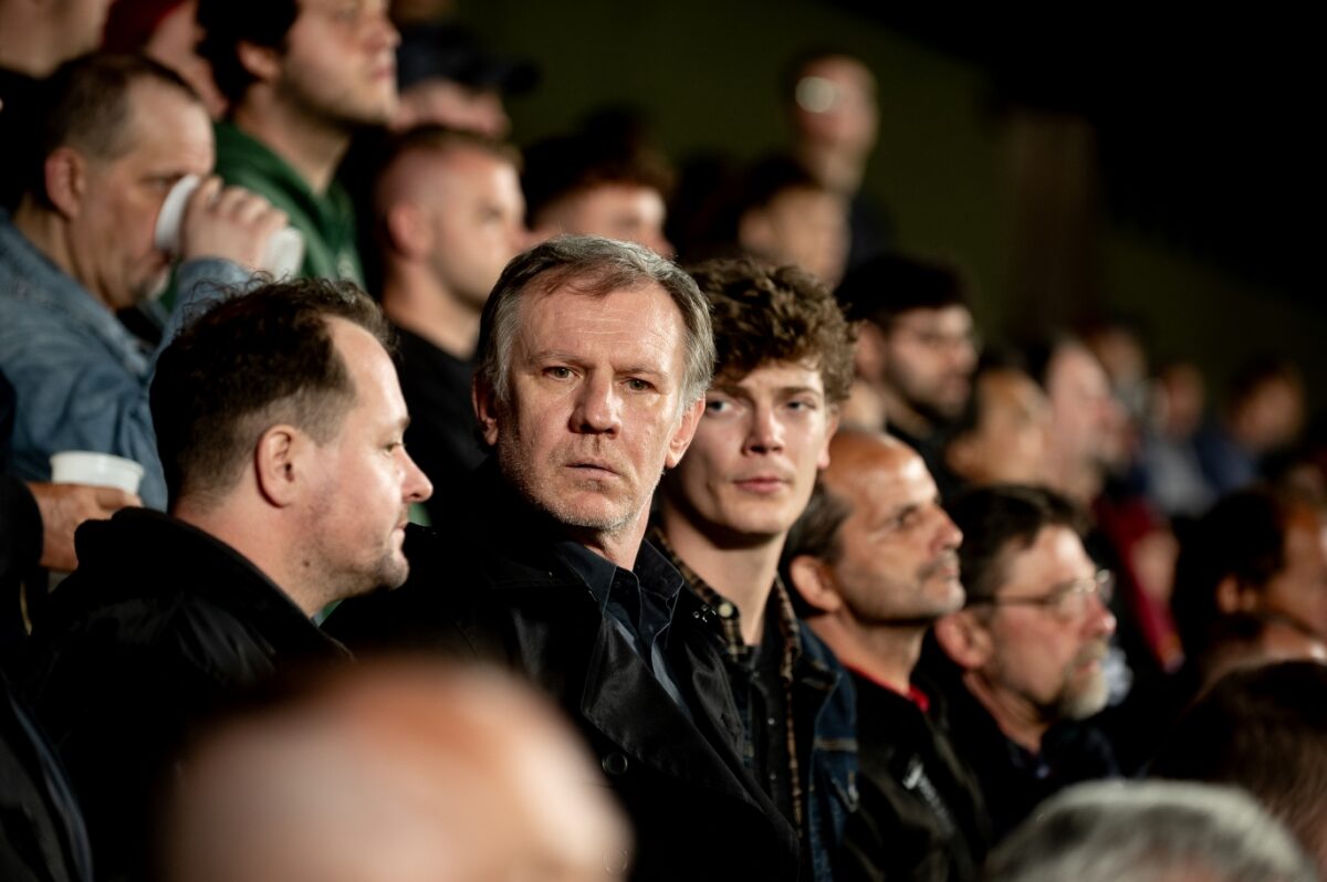 Kuzlo derby_martin finger pri nakrucani scen foto bontonfilm.jpg