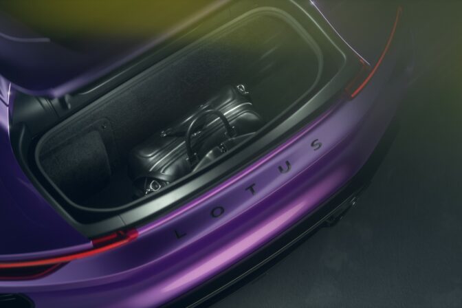 Lotus_emira_facelift2026_04.jpg