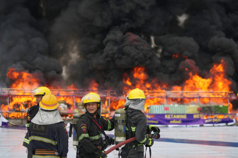 hasiči oheň drogy pálenie ničenie