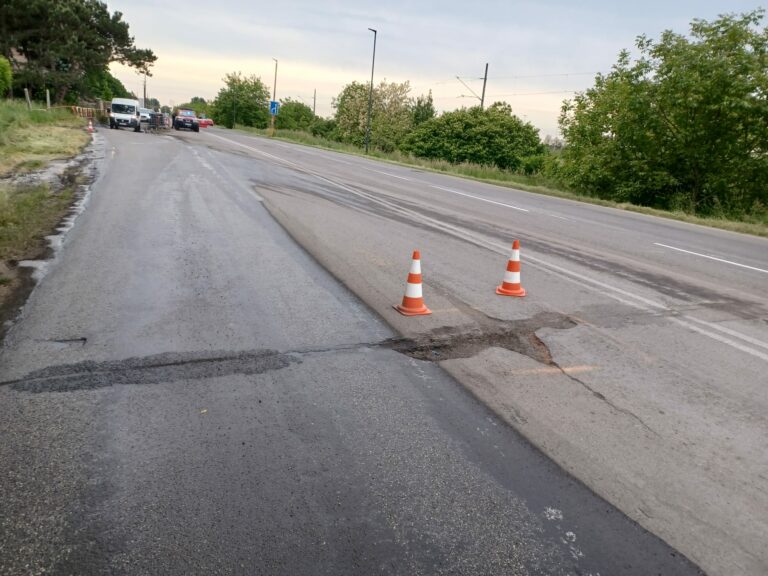 Cesta k bývalému hraničnému priechodu Rusovce - Rajka po oprave