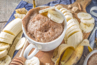 banánový mug cake