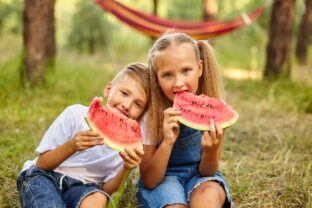 deti s melonom
