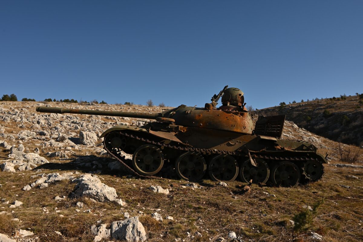 Dinara, tank
