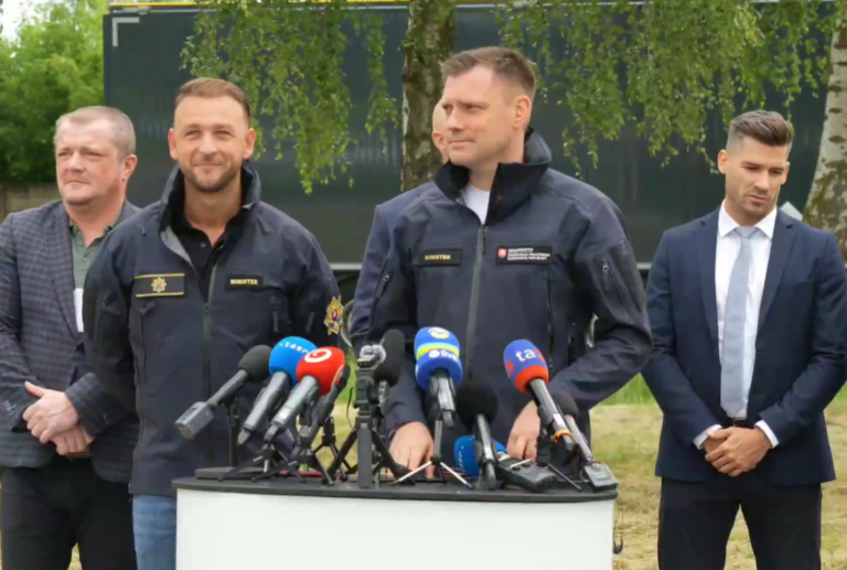 Matúš Šutaj Eštok, Tomáš Taraba