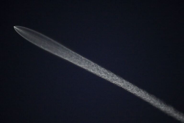 Raketa SpaceX Falcon satelit Starlink