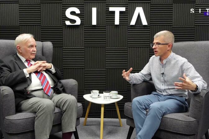 Konzervatívna kaviareň Stanislav Janota, Daniel Lukáč
