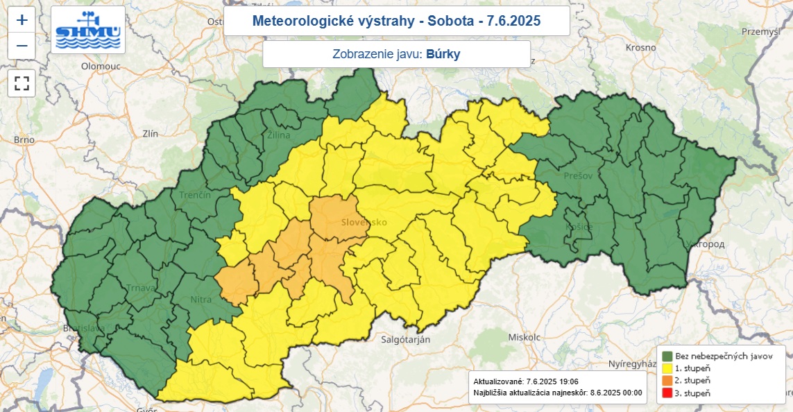 Výstrahy prvého a druhého stupňa pred búrkami platné v sobotu 7. júna po 19.00 večer.