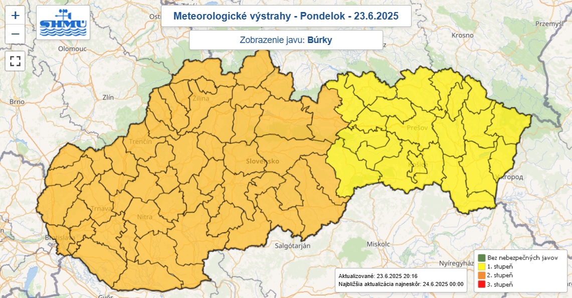 Zaktualizované varovania prvého a druhého stupňa pred búrkami vydané na pondelok 23. júna 2025.