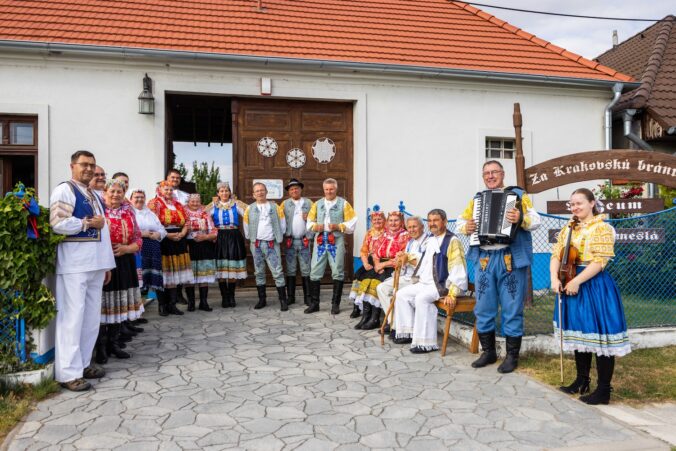 Z Piešťan na výlet bez auta a stresu: Nové linky ukazujú krásy regiónu