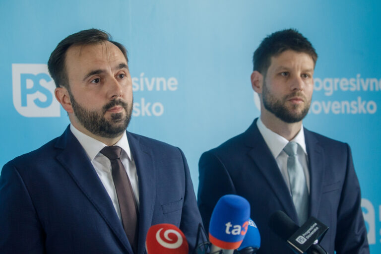 PS: Výzva poslancom