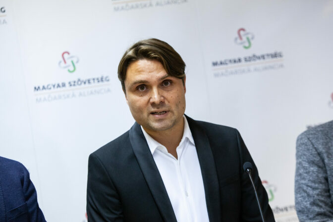 MAĎARSKÁ ALIANCIA: Sú potrebné jazykové zákony?