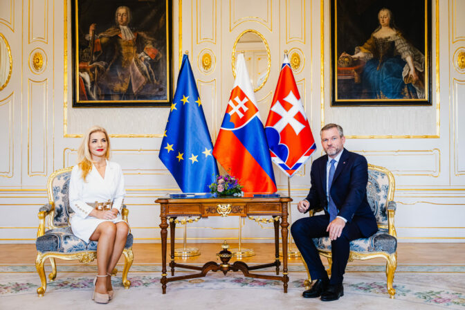 PREZIDENT: Prijal ministerku kultúry SR