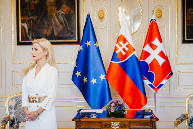 PREZIDENT: Prijal ministerku kultúry SR