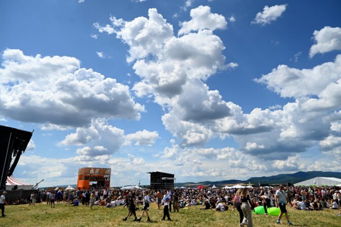 Návštevníci ľudia festival