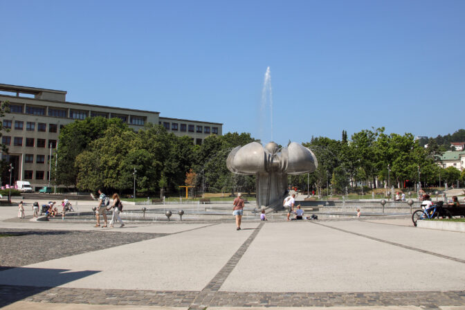 BRATISLAVA: Fontána Družba