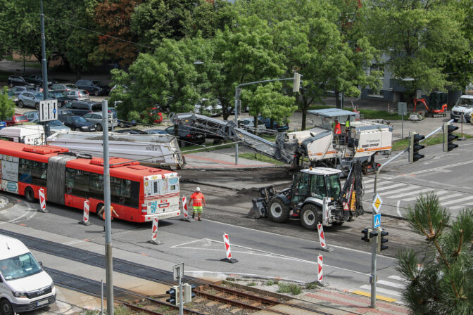 BRATISLAVA: Oprava križovatky v Dúbravke