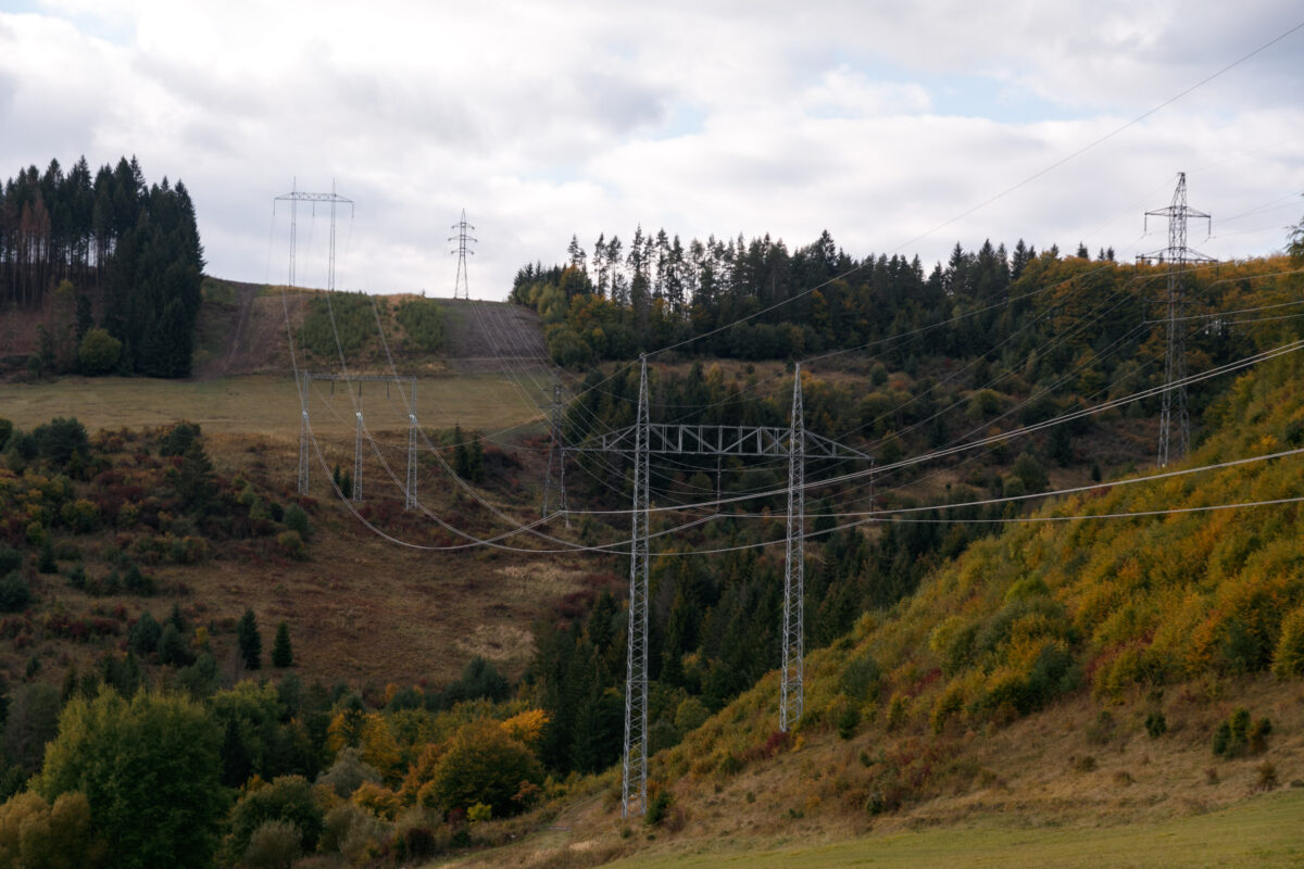 Elektrina, elektrické vedenie