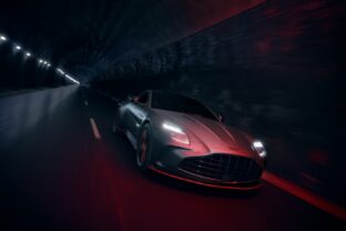 Aston martin vantage s_01.jpg