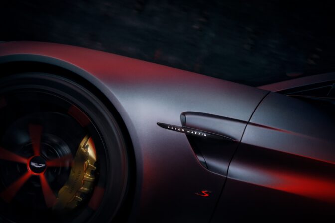 Aston martin vantage s_02.jpg