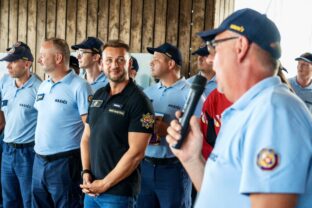 MV SR: Odovzdanie špeciálnej hasičskej lode