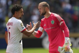 Stefan Frei, Marquinhos