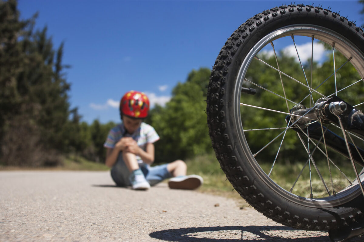 úraz, dieťa, bicyklovanie, bicykel