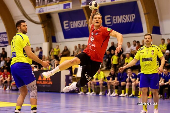 Blaer Hinriksson