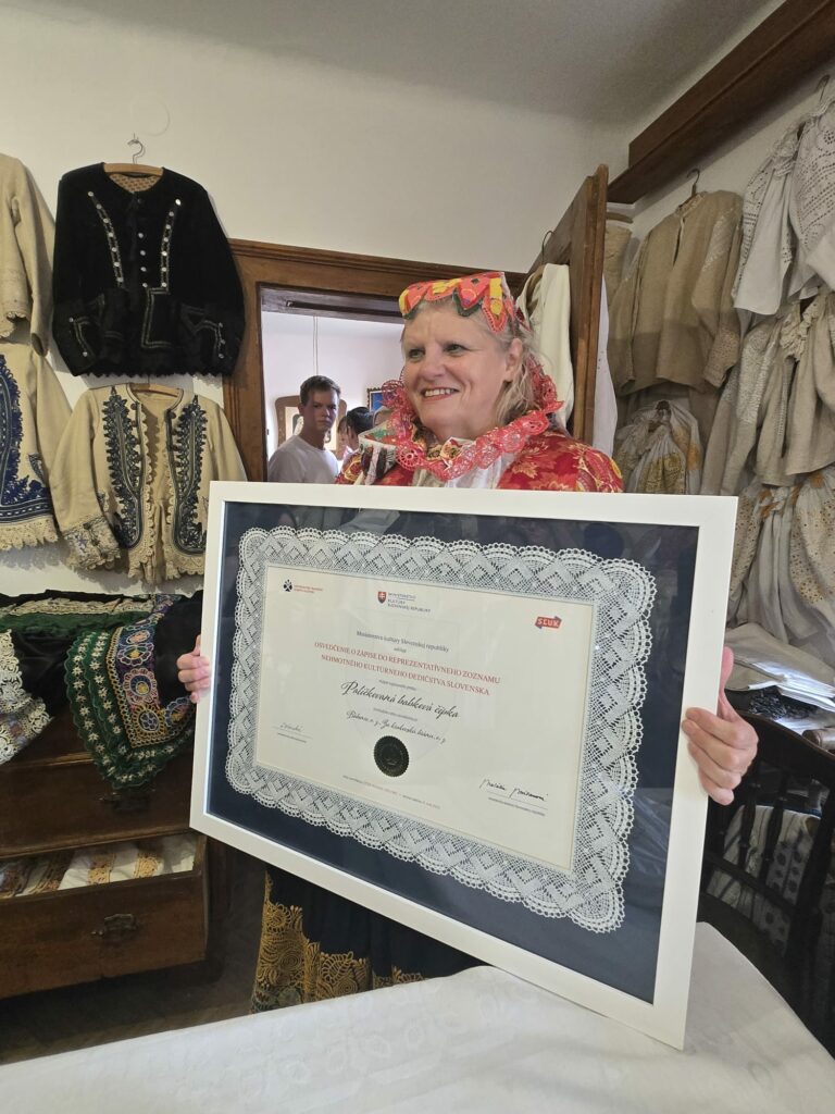Výnimočný výlet za Krakovskú bránu s folklórom, pohostinnosťou a chuťou tradície