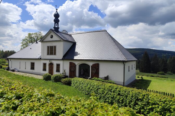 Galéria Na Milovskej huti odkrýva príbeh skla, ktoré ovládlo svet