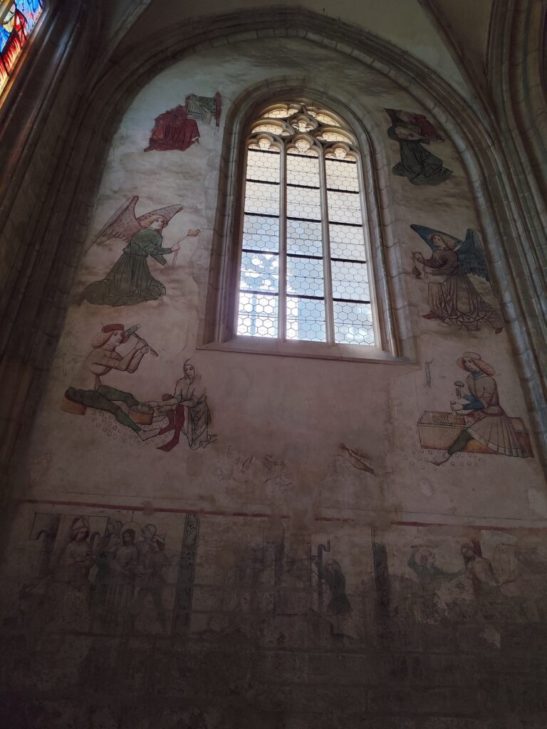 Vzácne fresky v Chráme sv. Barbory.