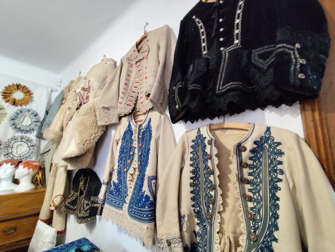 Krakovianska čipka, ktorú má iba Slovensko: Výnimočný výlet za Krakovskú bránu s folklórom, pohostinnosťou a chuťou tradície