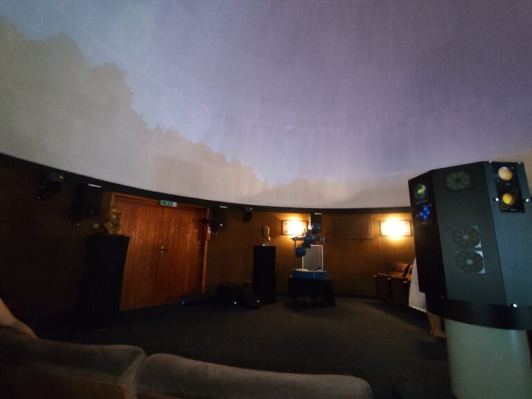 Hvezdáreň a planetárium M. R. Štefánika