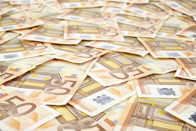 Recyklačný poplatok je až do januára znížený z 500 na 50 eur.