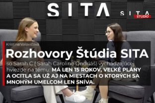 Sarah C počas rozhovoru s Kristínou Valovičovou v Štúdiu SITA