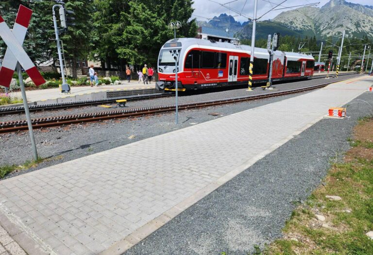 Strbske pleso.jpg