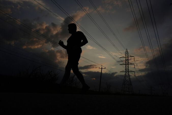 vedenie súmrak ľudia búrka