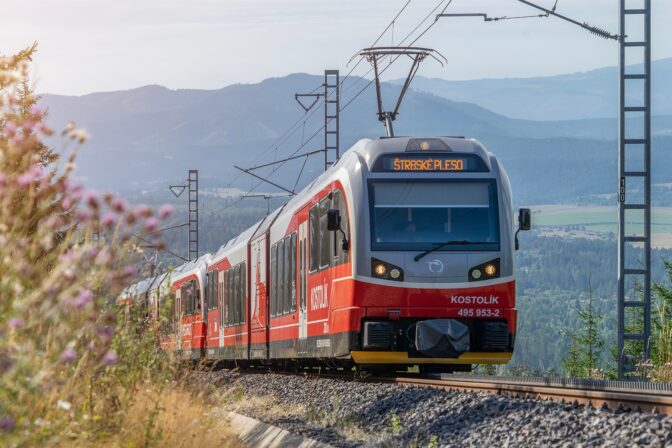 Zssk od soboty 12. jula 2025 zavedie dalsich 12 posilovych vlakov na linke ozubnicovej zeleznice strbastrbske pleso.jpg