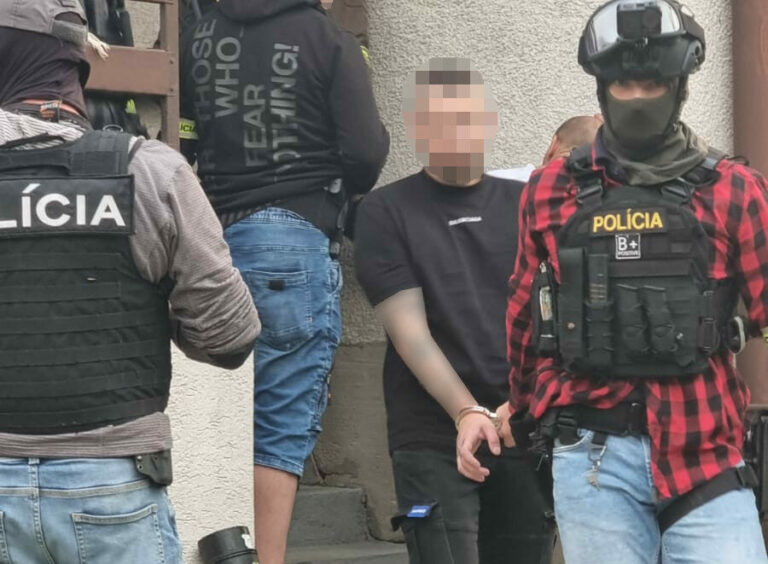 Polícia