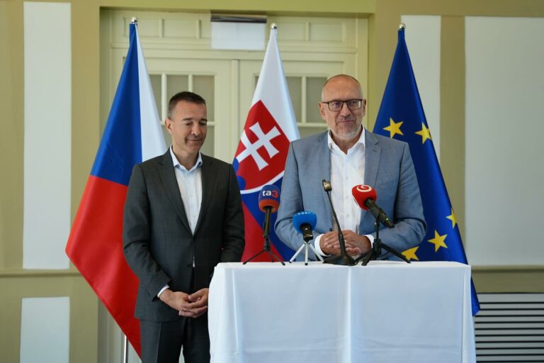 Tomáš Drucker, Mikuláš Bek