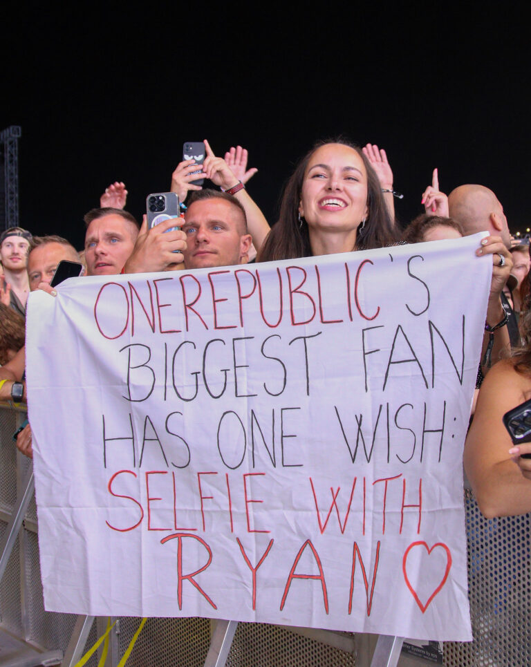 OneRepublic Lovestream ľudia fanúšik transparent