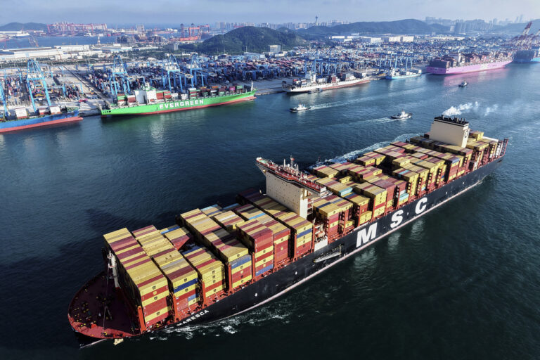 kontajner loď krajina