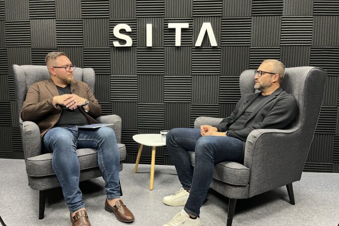 Gabriel Balog 365invest počas rozhovoru pre agentúru SITA v podcaste Má to Filipa.