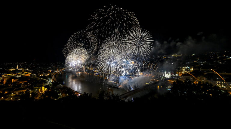 ohňostroj Dunaj rieka